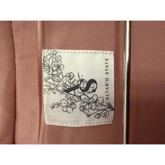 Altar'd State Stella Floral Puffer Vest in ivory and pink size XL - Picture 3 of 6